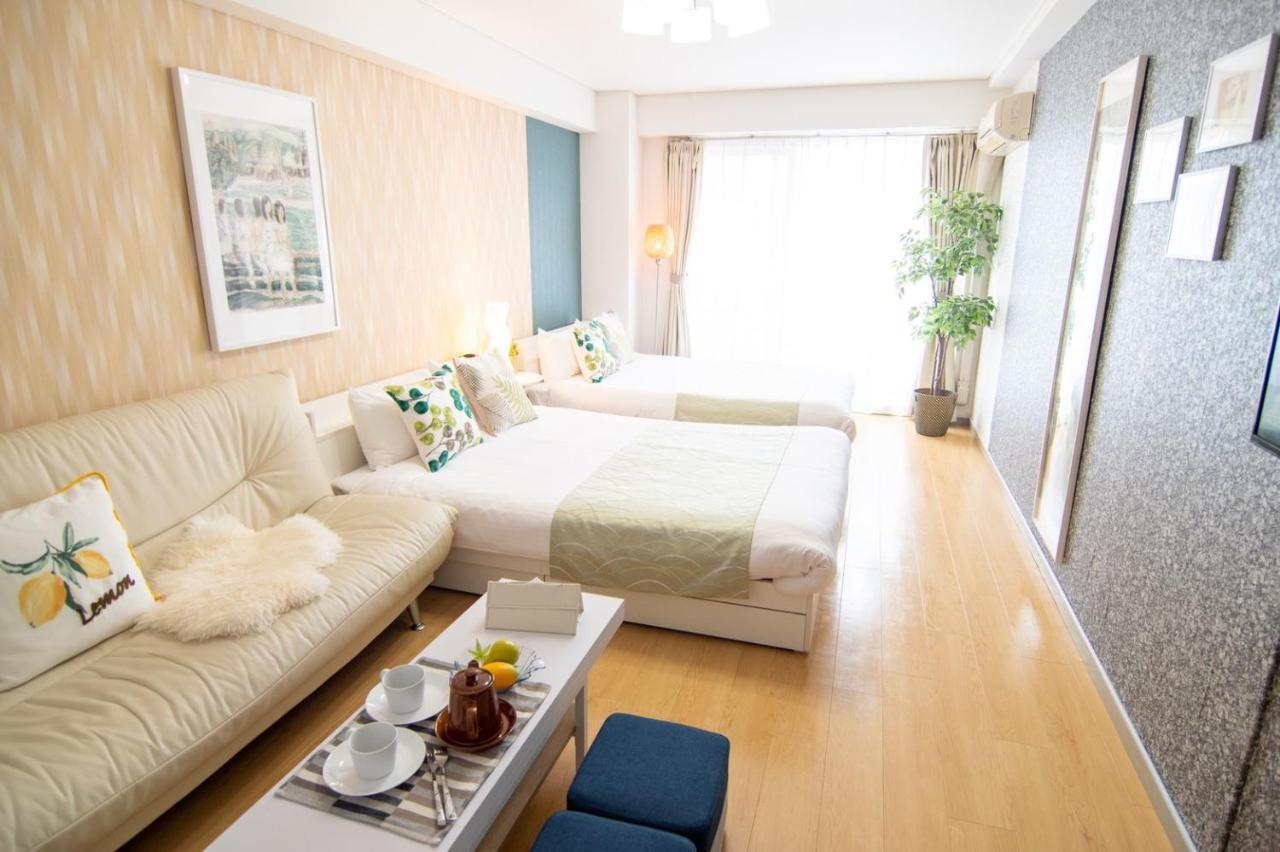Nippombashi Art Hotel 705 Osaka Bagian luar foto